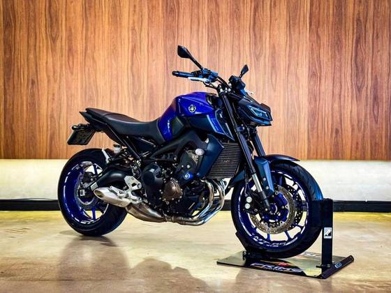 YAMAHA MT-09 YAMAHA MT-09